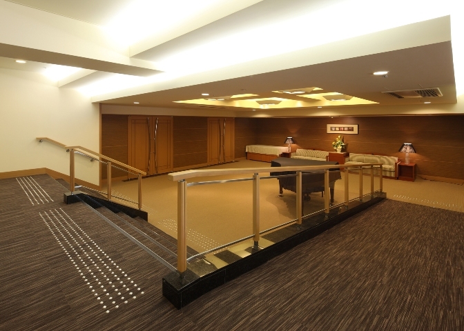 03　8階 コンベンションホール‘聚楽’ホワイエ.jpg